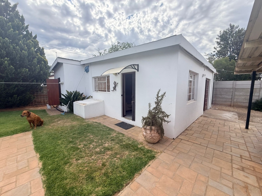 3 Bedroom Property for Sale in Paglande Western Cape